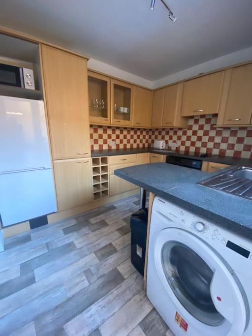 בלפסט Modern Two Bed House Close To City Centre מראה חיצוני תמונה