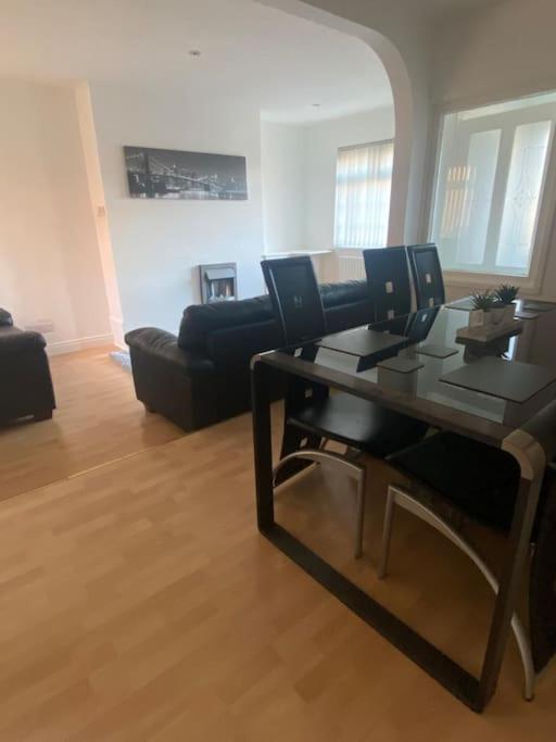 בלפסט Modern Two Bed House Close To City Centre מראה חיצוני תמונה